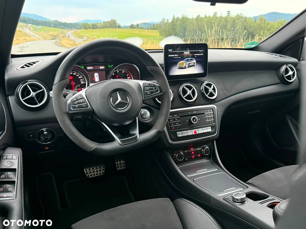 Mercedes-Benz Klasa A 180 7G-DCT AMG Line - 23