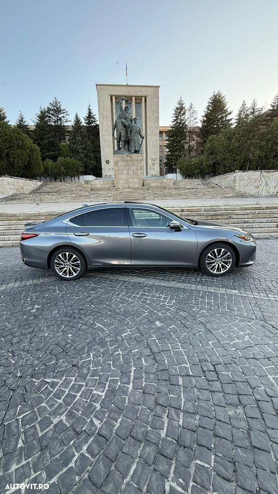 Lexus Seria ES 300h Luxury Line - 14