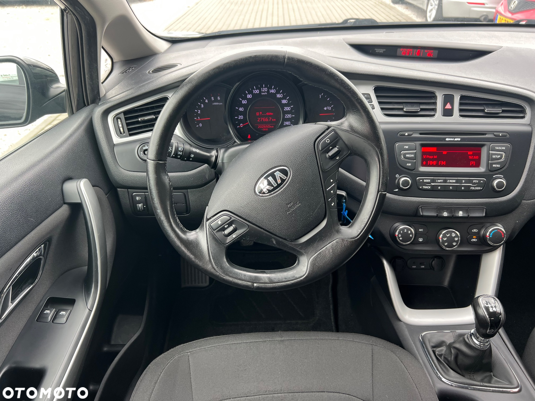 Kia Ceed 1.4 CRDi 90 Spirit - 16