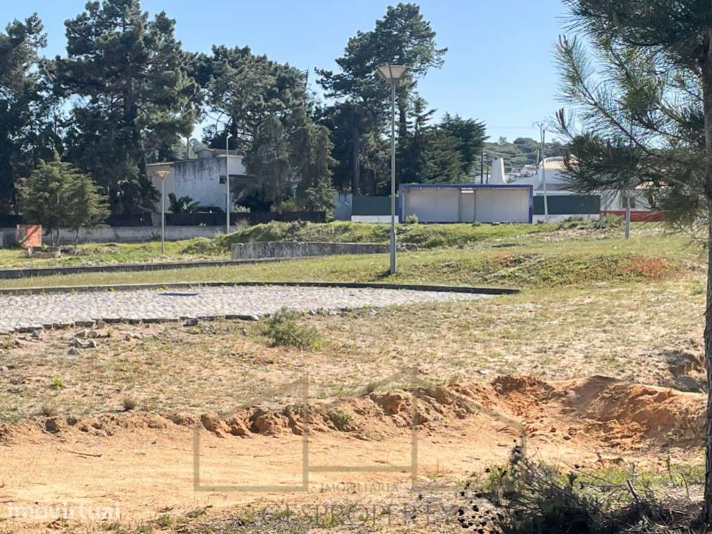 Terreno Urbano- Quinta da Varzea- Sesimbra - Grande imagem: 3/10