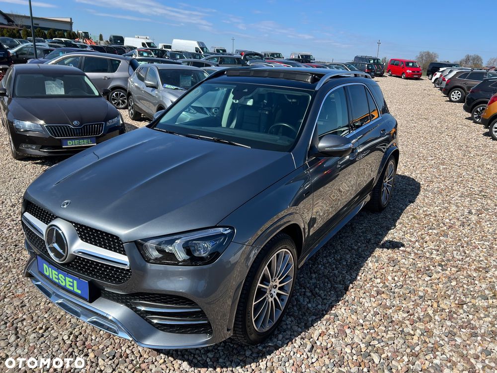 Mercedes-Benz GLE 300 d 4Matic 9G-TRONIC AMG Line - 2