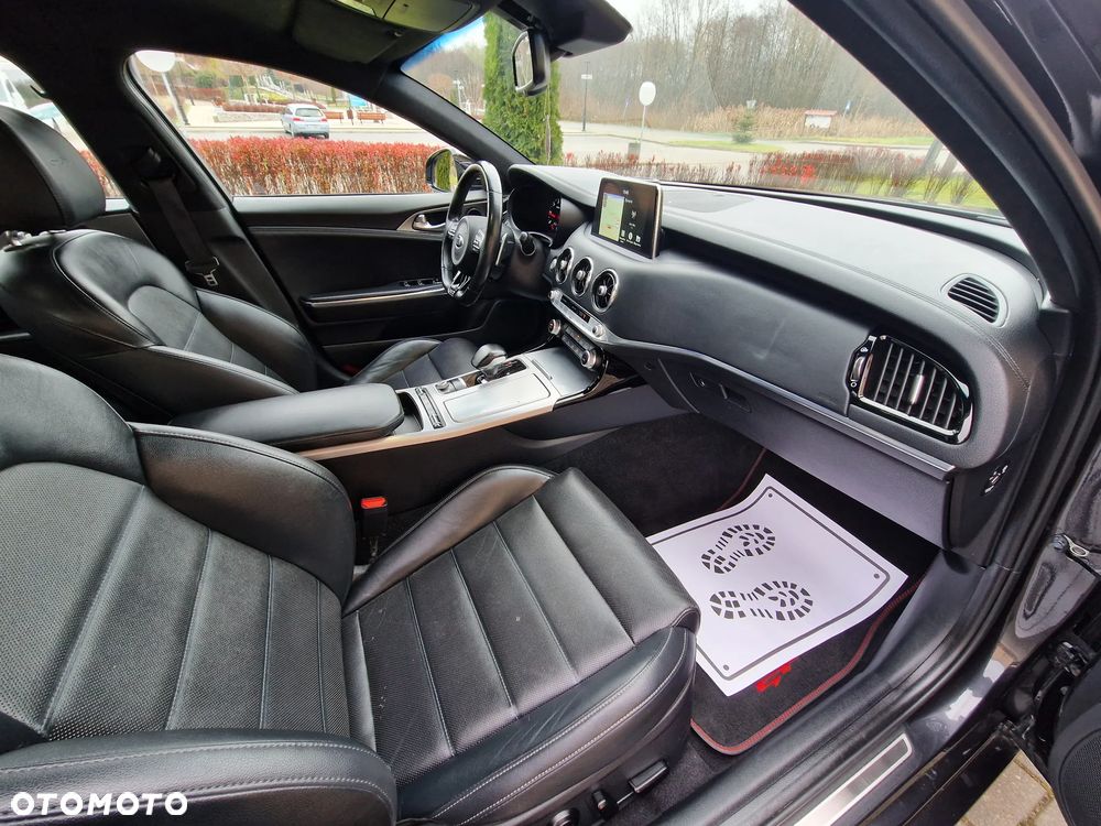 Kia Stinger 2.2 CRDI GT Line - 9
