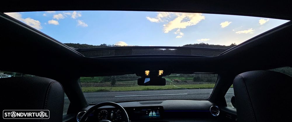 Mercedes-Benz A 250 e 8G-DCT AMG Line - 33