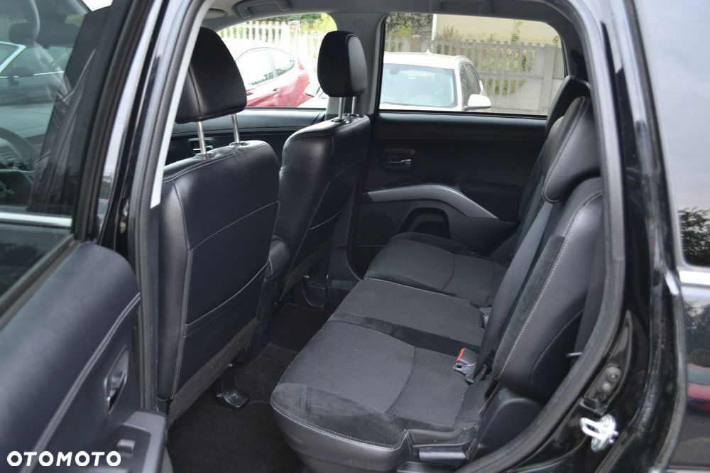 Mitsubishi Outlander 2.0 Intense 2WD CVT - 8