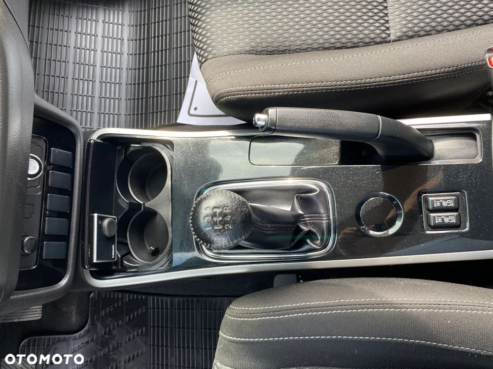 Mitsubishi Outlander 2.0 City Style 2WD - 21