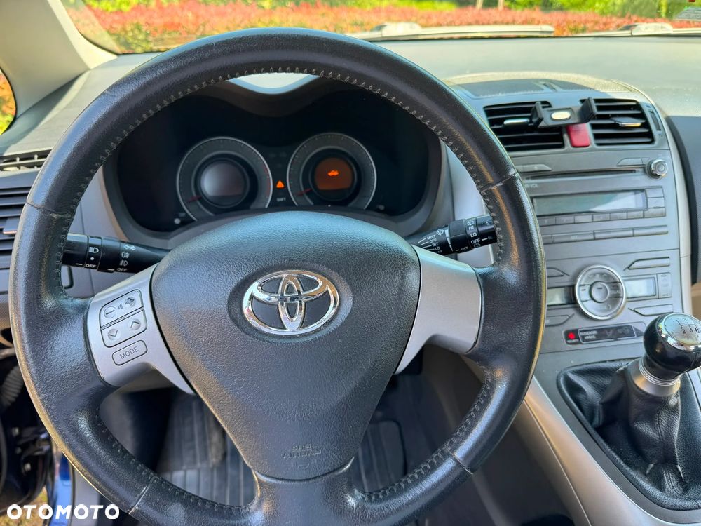 Toyota Auris - 7