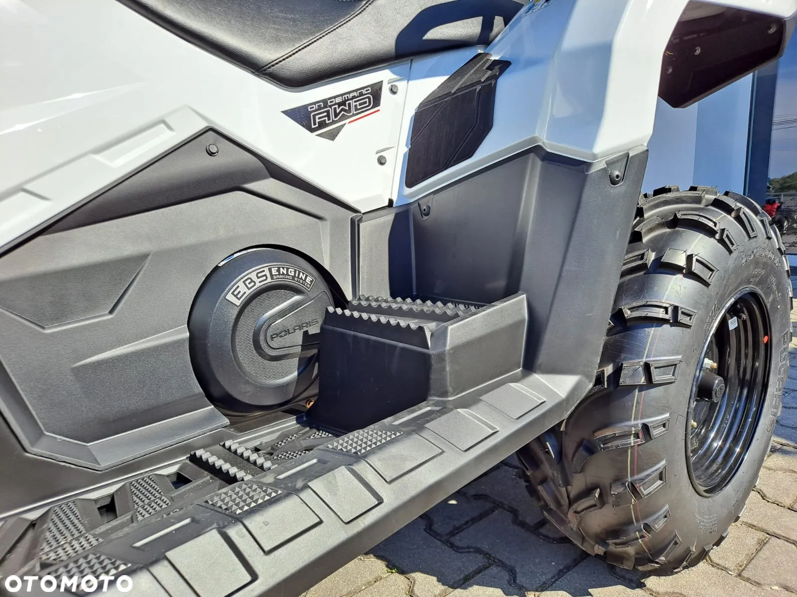 Polaris Sportsman - 12