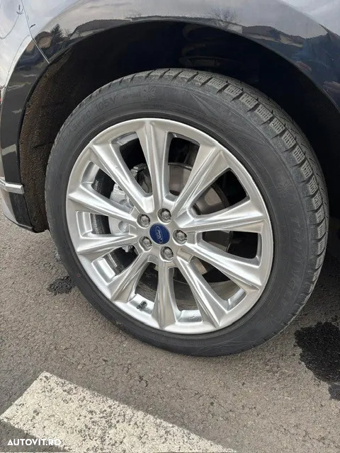 Ford Edge 2.0 TDCi Powershift Vignale - 3