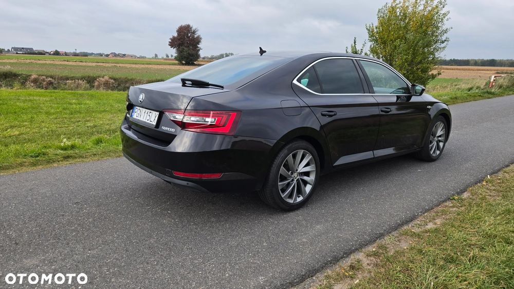 Skoda Superb 2.0 TDI L&K DSG - 12