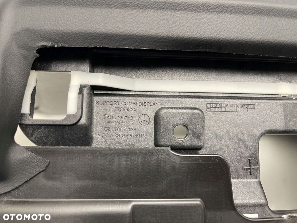 DESKA ROZDZIELCZA KONSOLA MERCEDES GLC 254 W254 X254 AMG CZERWONA NIĆ SKÓRA - 6