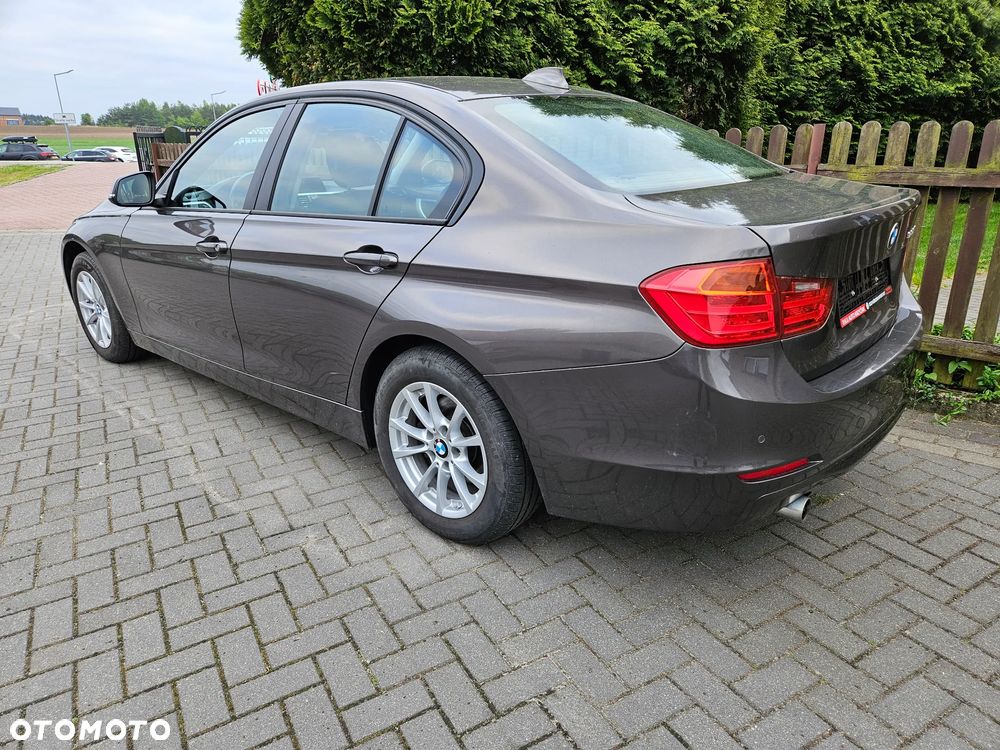 BMW Seria 3 - 4