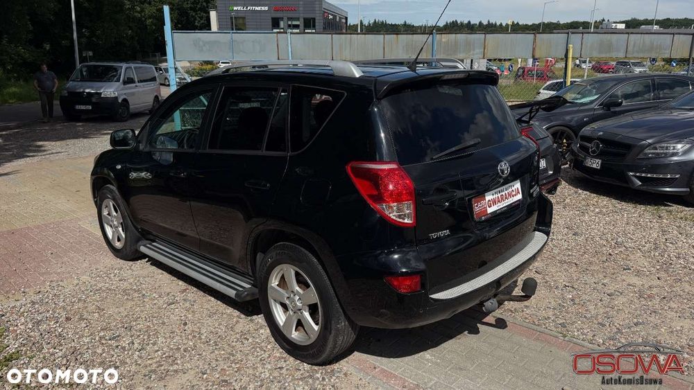Toyota RAV4 - 12