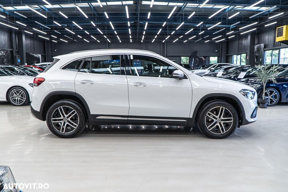 Mercedes-Benz GLA 200 d 4MATIC 8G-DCT Progressive - 26