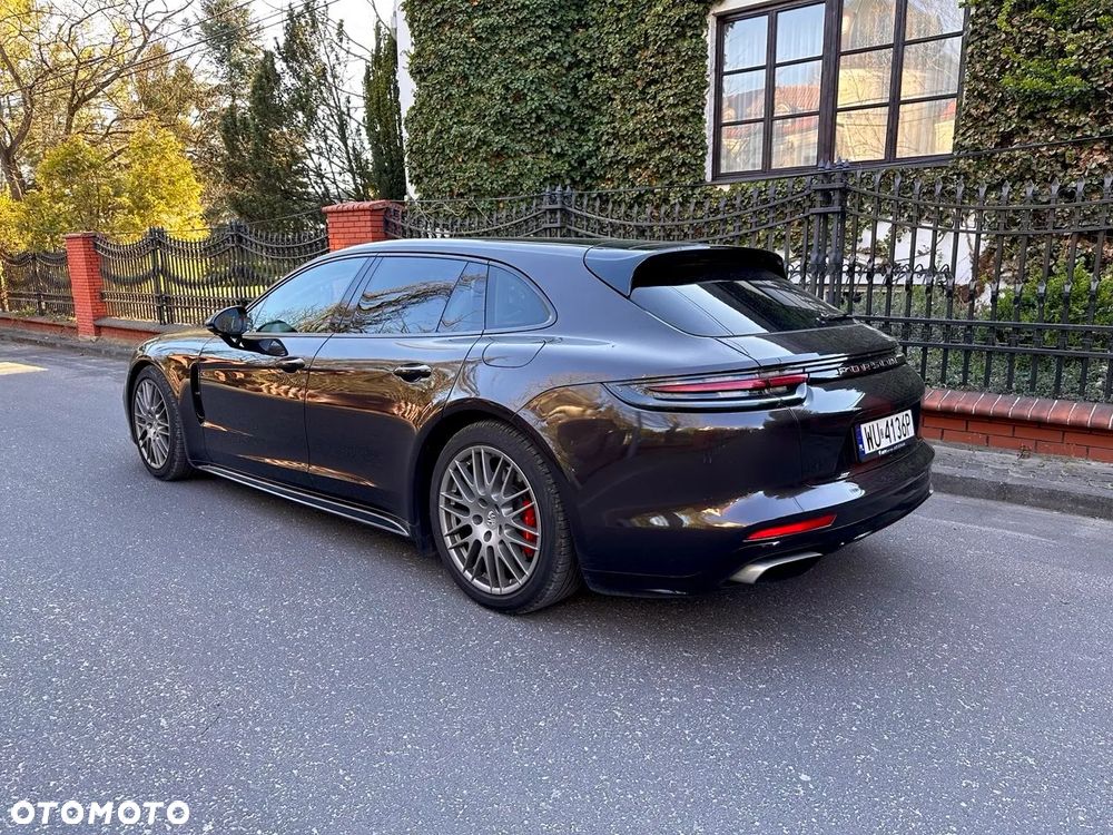 Porsche Panamera - 3