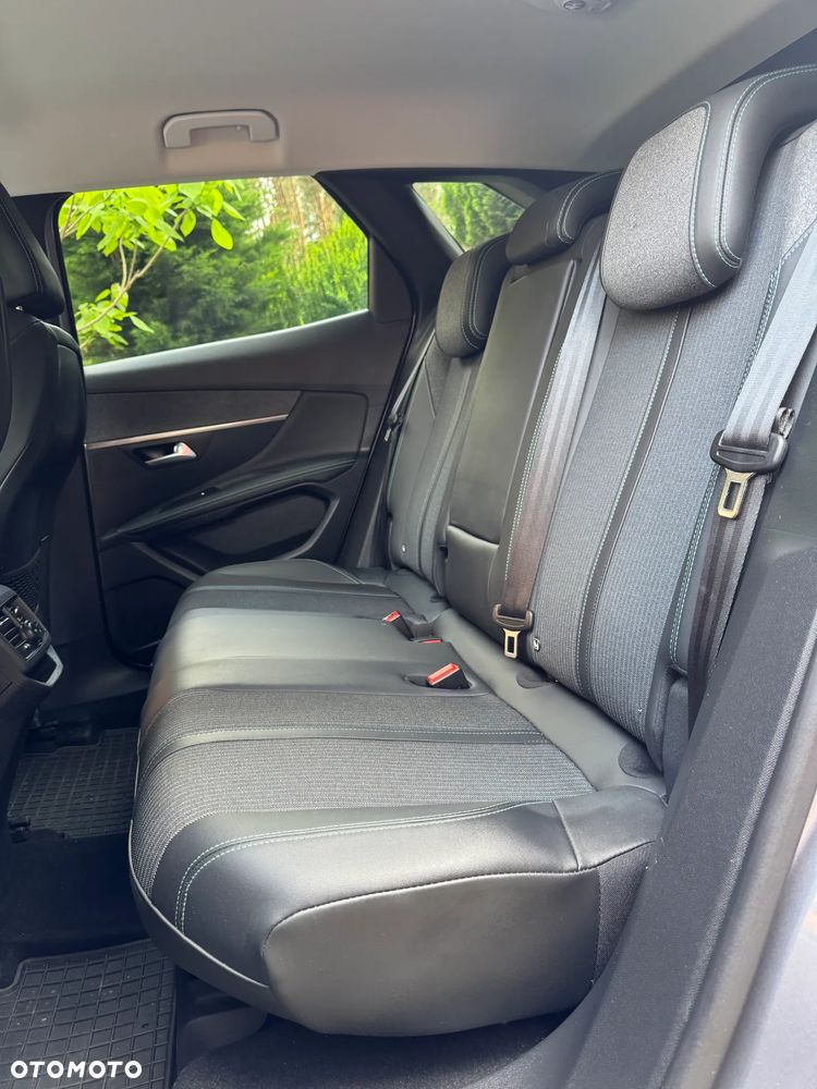 Peugeot 3008 1.2 PureTech Allure Pack S&S EAT8 - 18