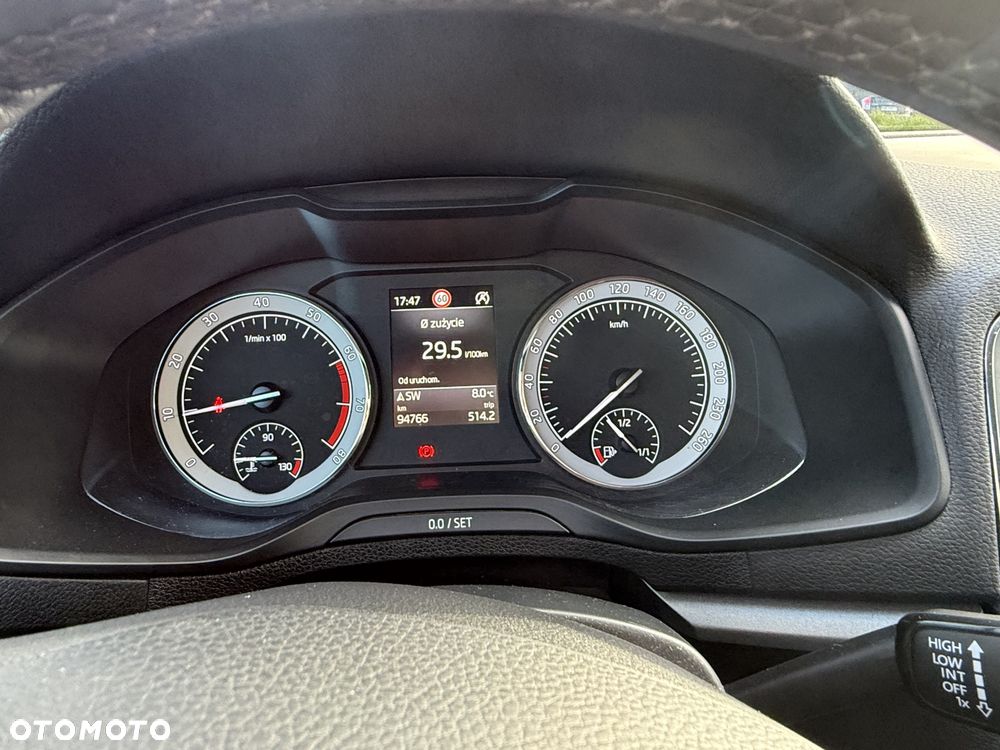 Skoda Karoq 1.0 TSI Selection - 29