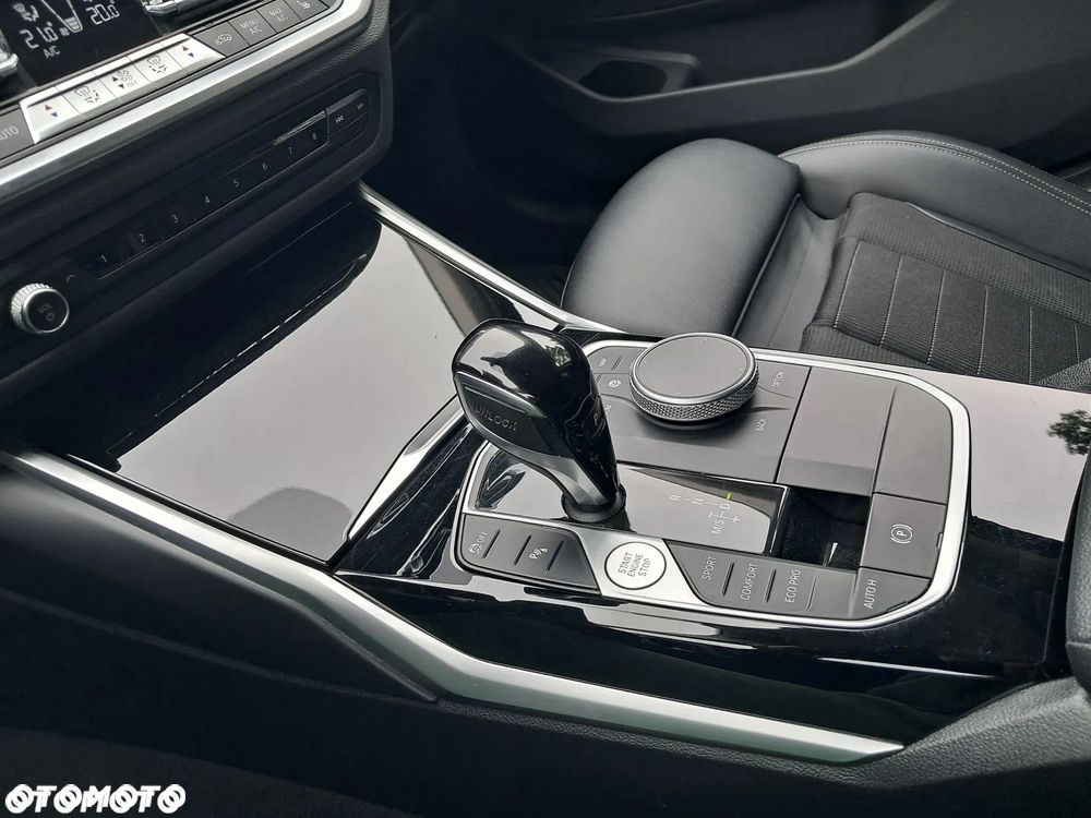 BMW Seria 3 320d Edition M Sport Shadow - 19
