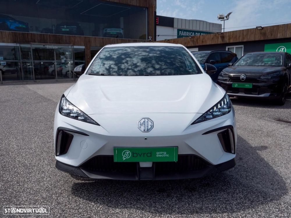 MG MG4 64 kWh Luxury - 5