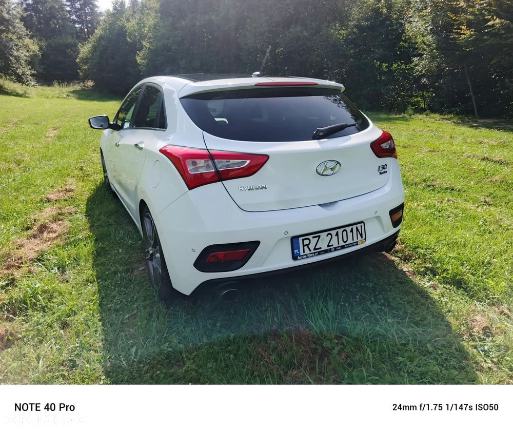 Hyundai i30 1.6 GDI Turbo Luxury - 5