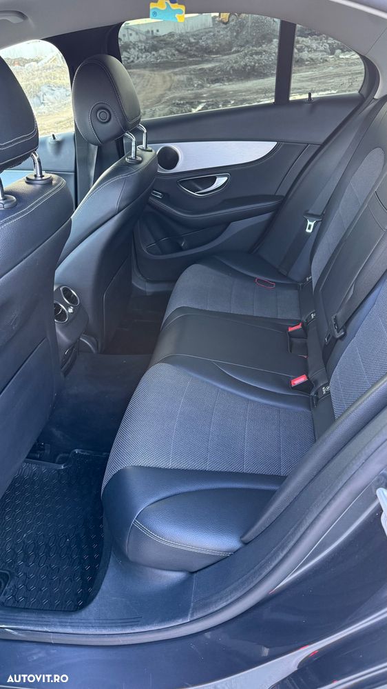 Mercedes-Benz C - 5