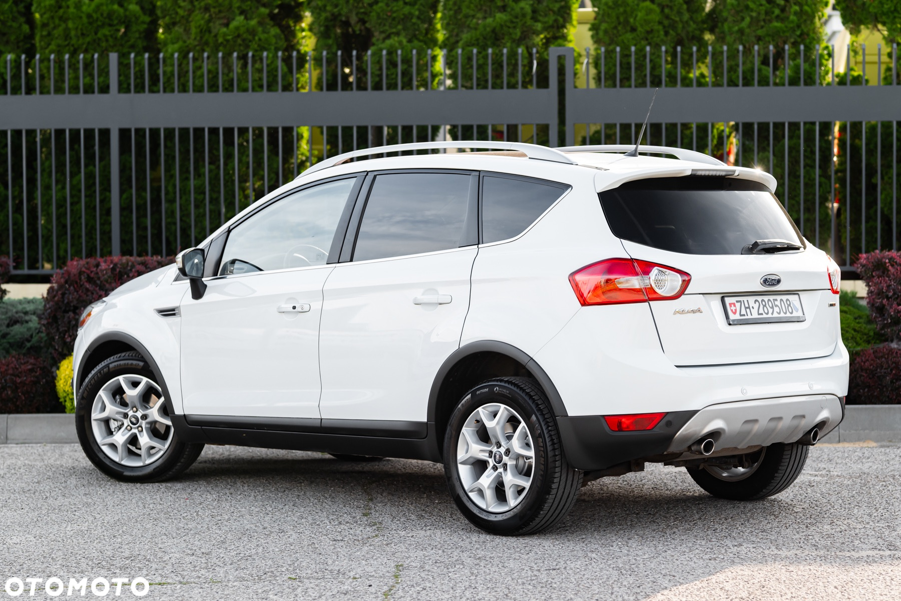 Ford Kuga 2.0 TDCi 4x4 Titanium - 11
