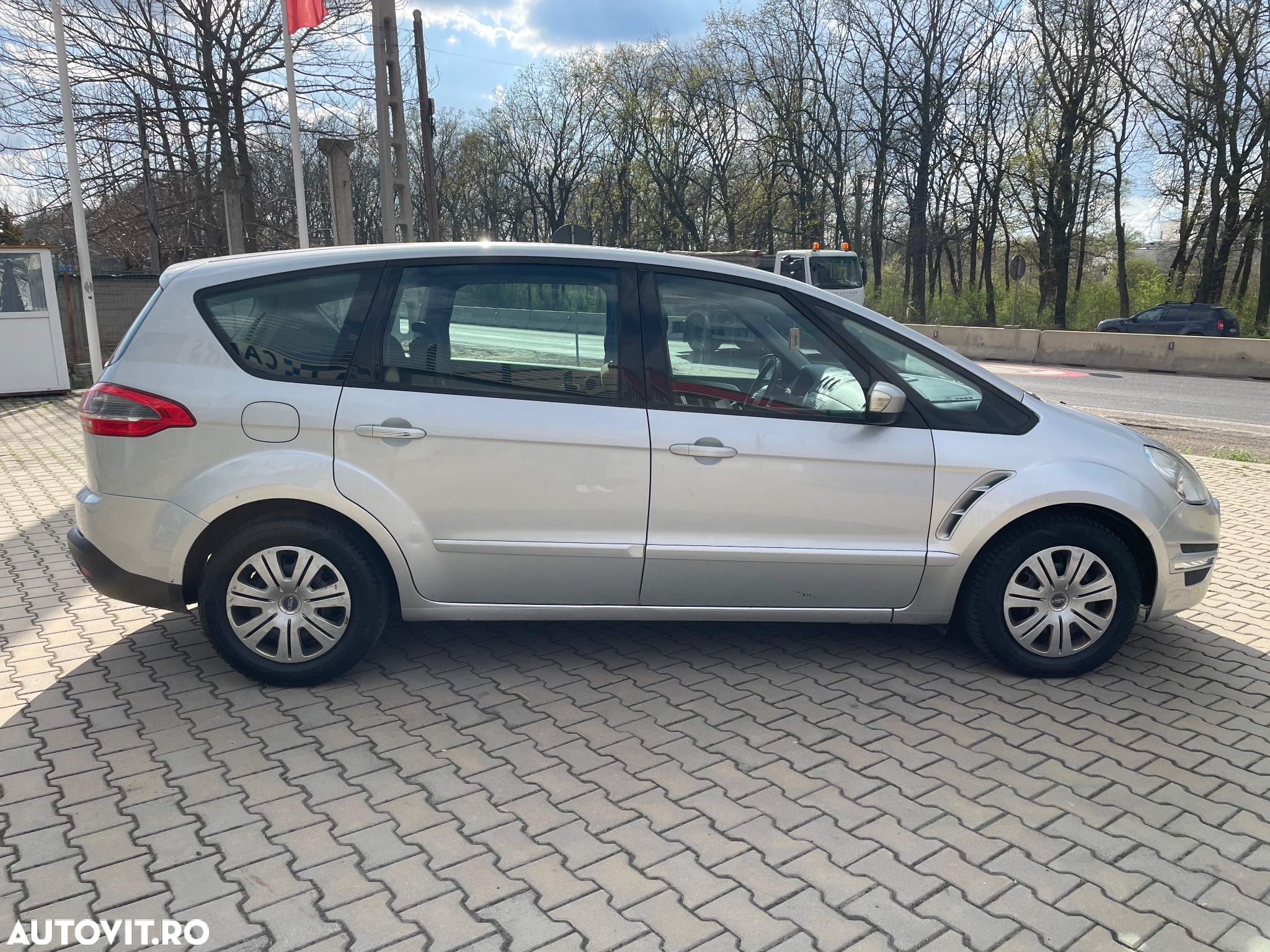 Ford S-Max 2.0 TDCi DPF Trend - 6