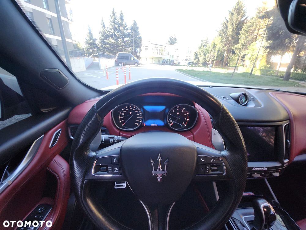 Maserati Levante Q4 - 18