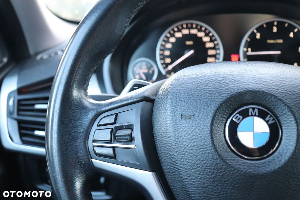 BMW X5 xDrive25d - 13