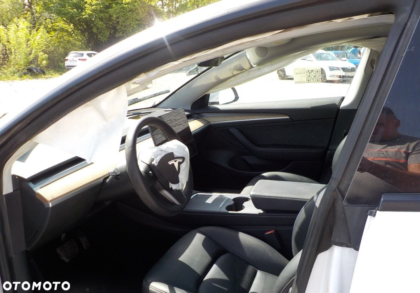 Tesla Model 3 - 21