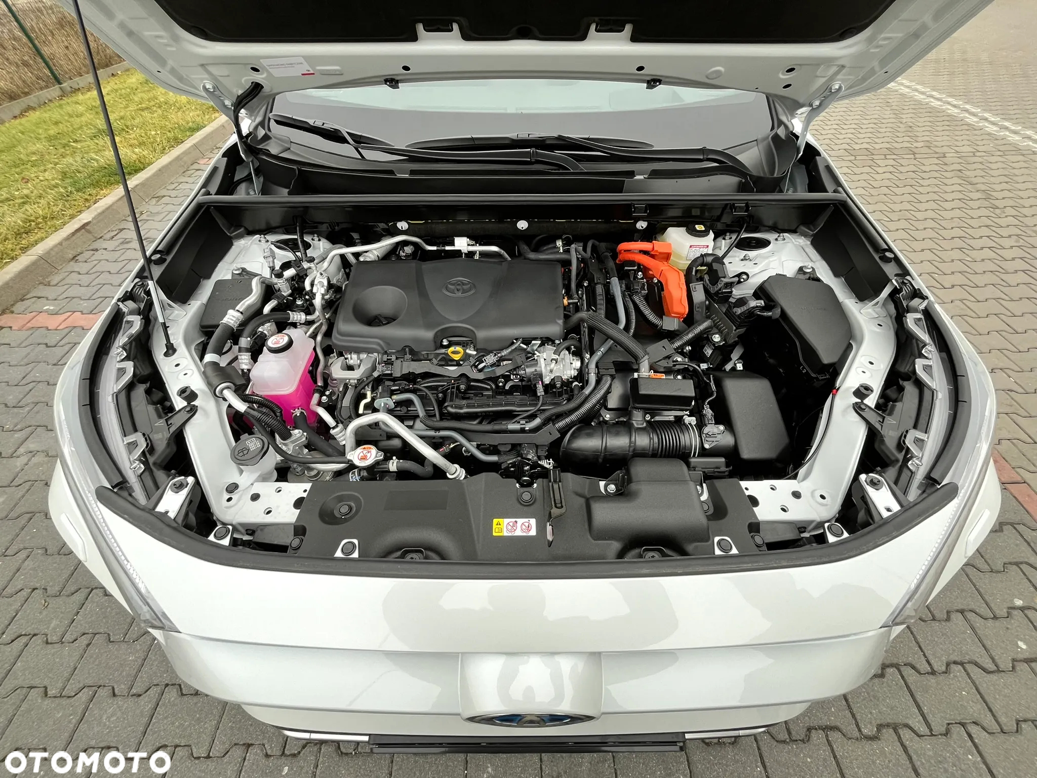 Toyota RAV4 - 9