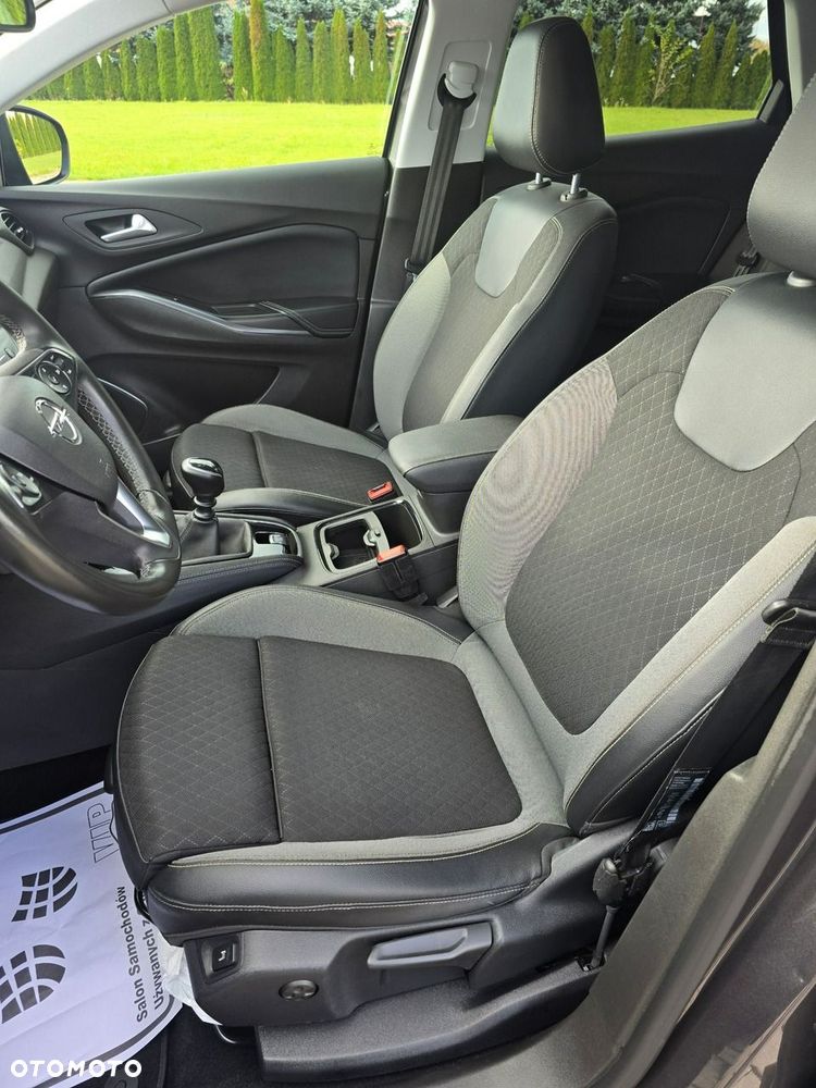 Opel Grandland X - 16