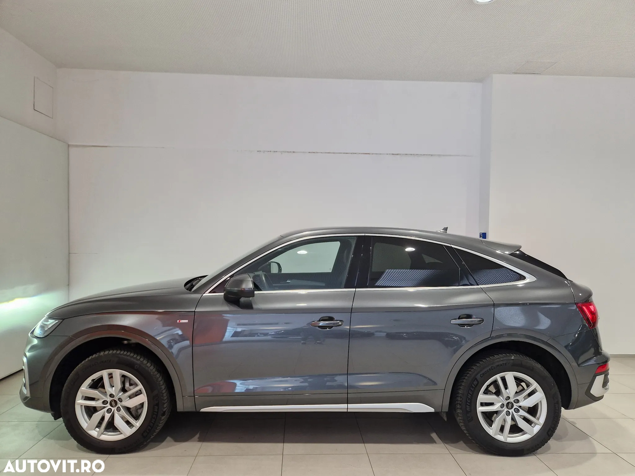 Audi Q5 40 TDI quattro S tronic MHEV S Line - 2
