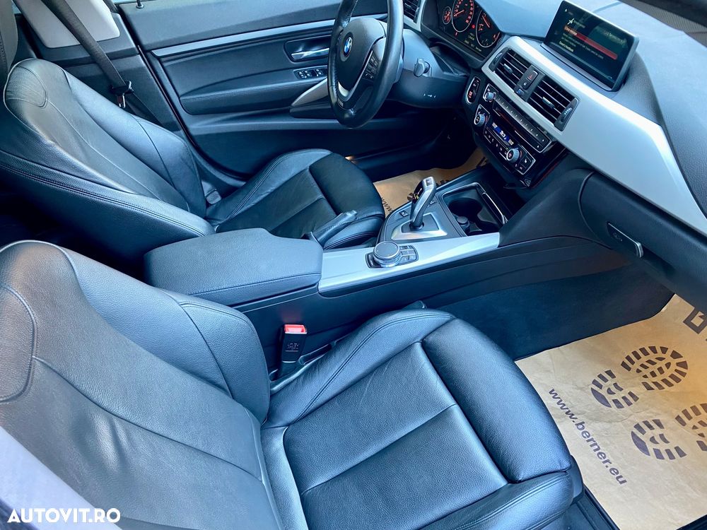 BMW Seria 3 320d Aut. - 26