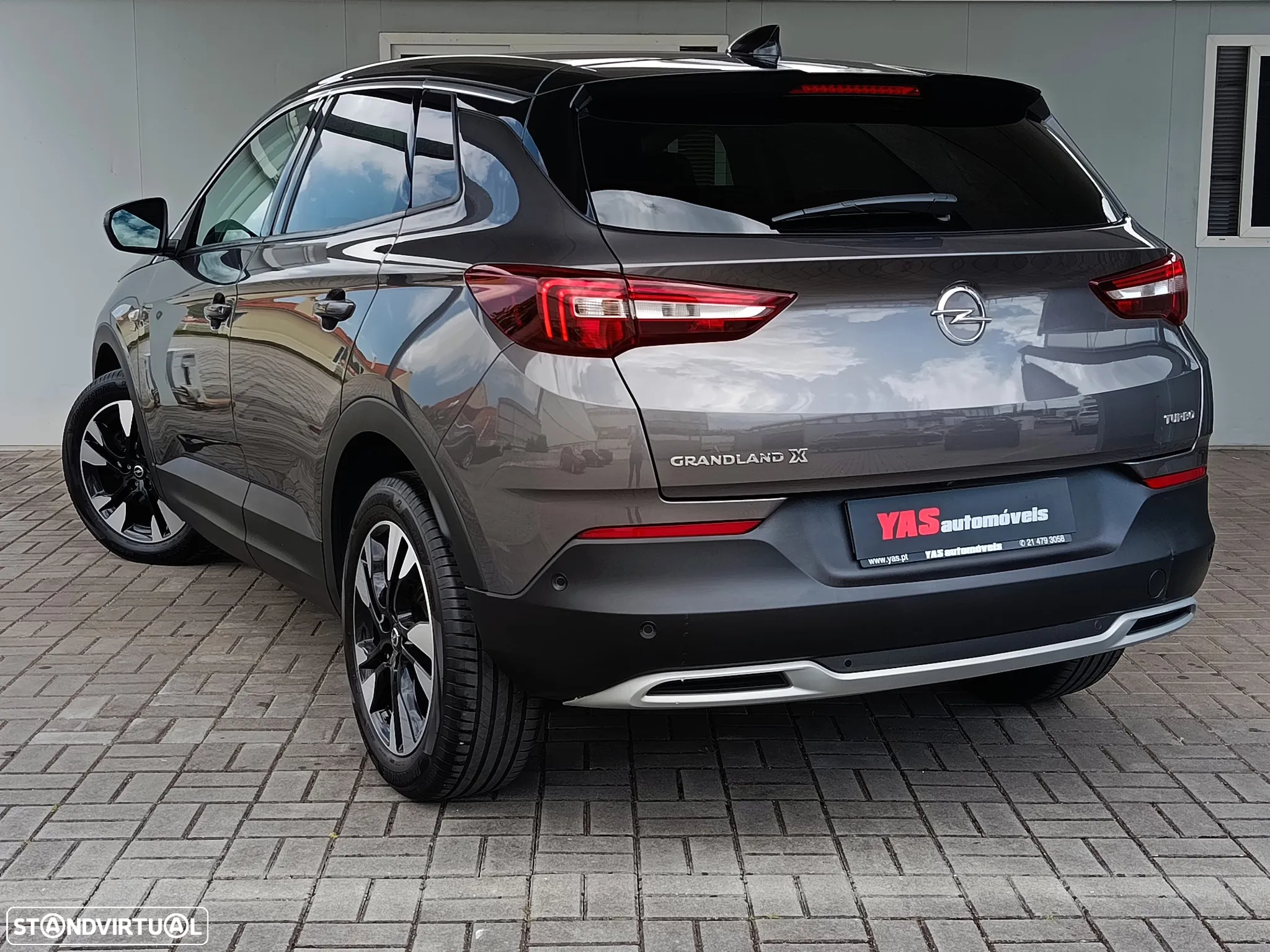 Opel Grandland X 1.2 T Innovation - 12