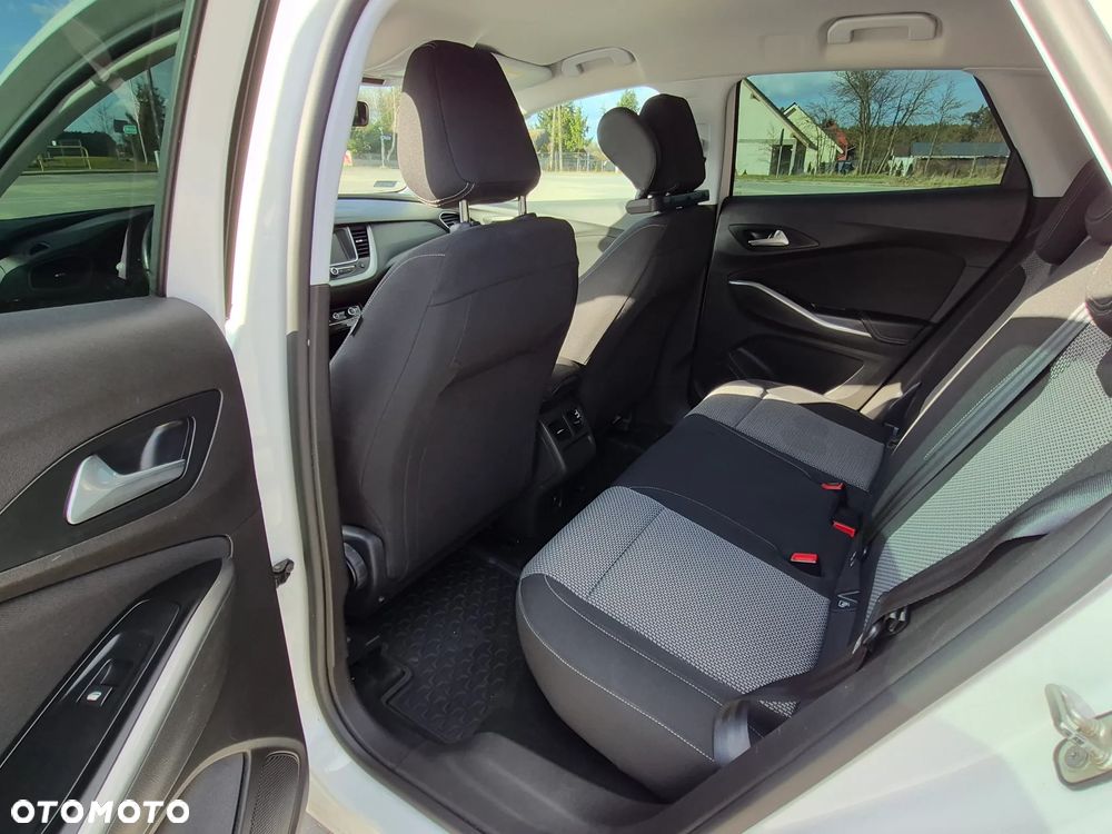 Opel Grandland X 1.2 T Enjoy S&S - 14