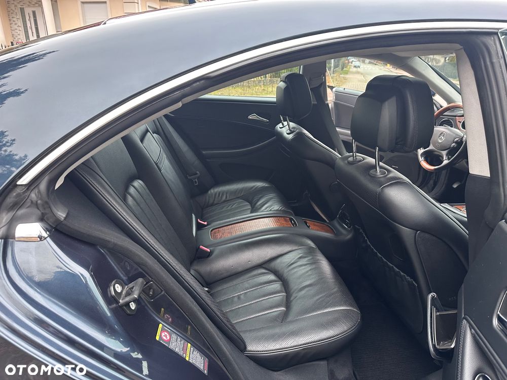 Mercedes-Benz CLS 350 CGI - 26