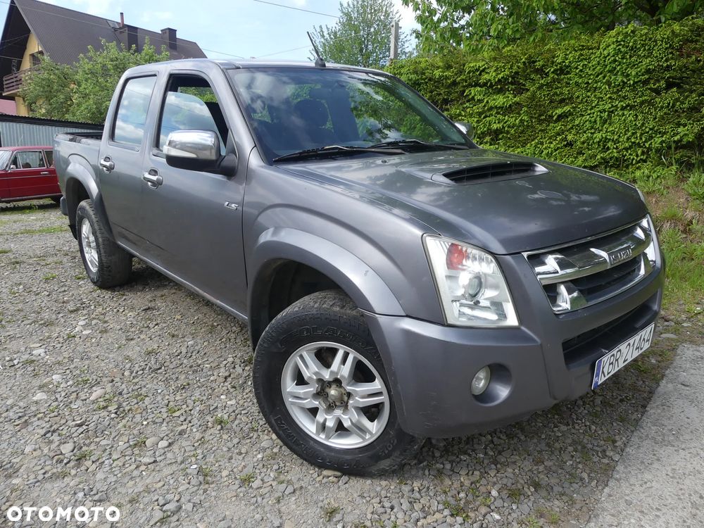 Isuzu D-Max 2.5d DC Custom - 1
