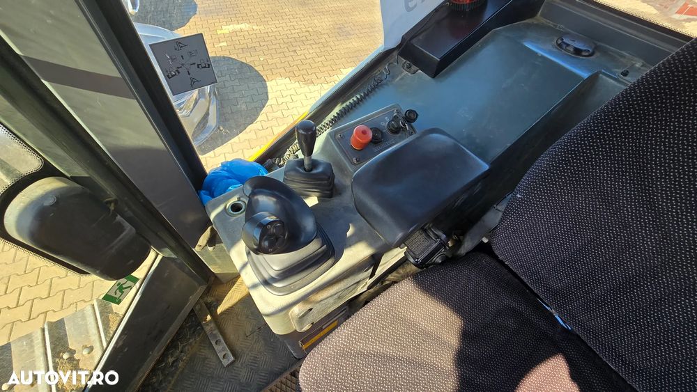 Liebherr PR716XL - 15