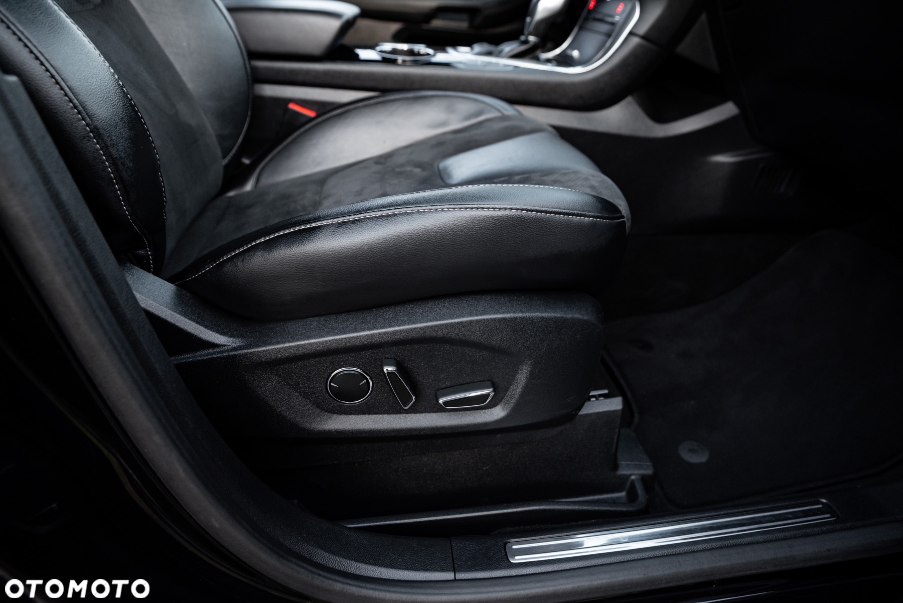 Ford S-Max - 26