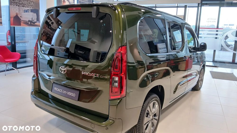 Toyota Proace City Verso Long 1.5 D-4D Family - 3