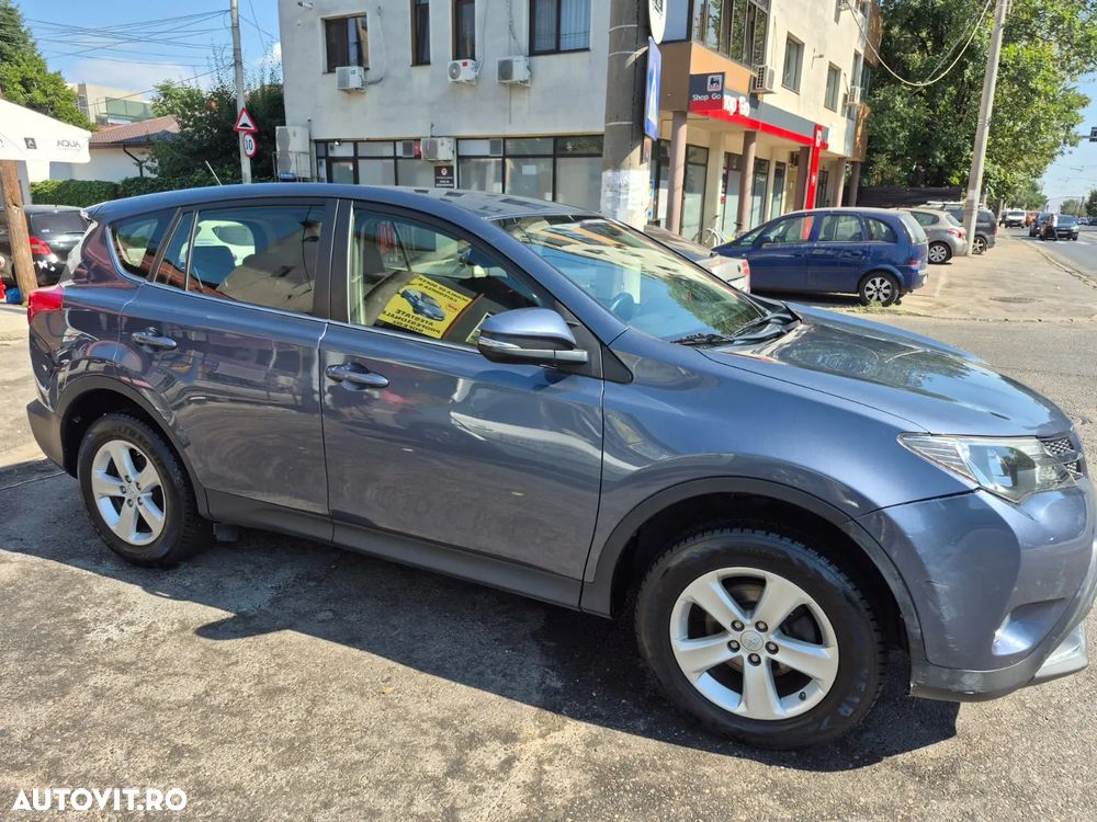 Toyota RAV4 2.2 D-4D Comfort - 3