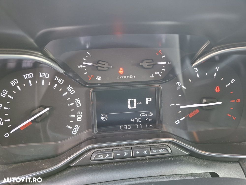 Citroën C3 AIRCROSS 1.2 PureTech S&S EAT6 Feel - 3