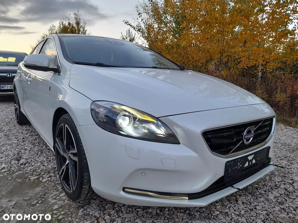 Volvo V40 D4 Ocean Race - 8