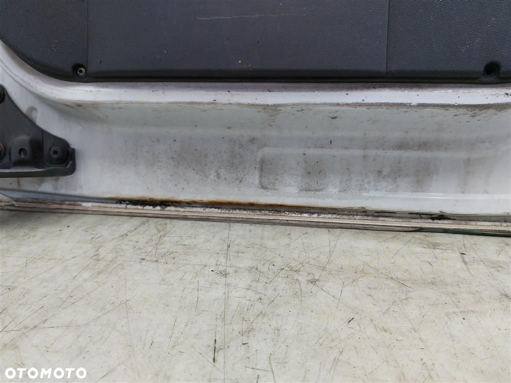 Drzwi przesuwane prawe ZAMEK Opel Combo C L:Z10U 2001-2011R BIAŁE - 3