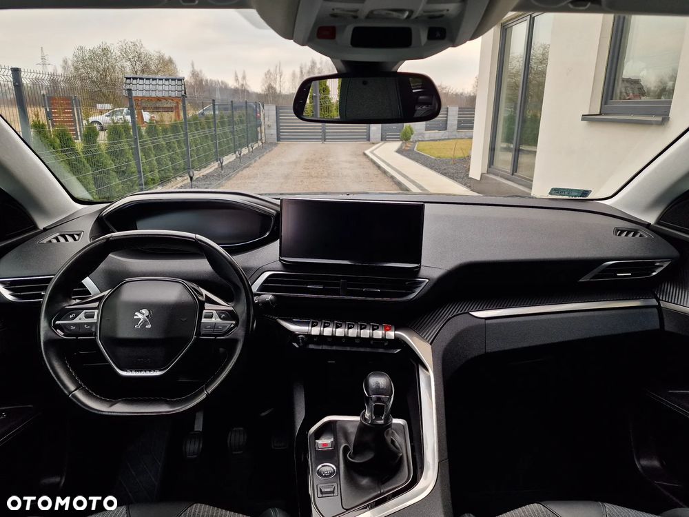 Peugeot 3008 1.5 BlueHDi Allure S&S - 34