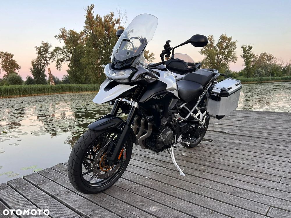 Triumph Tiger - 1