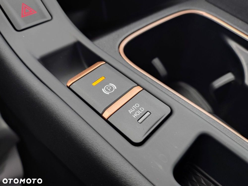 Cupra Terramar 1.5 eTSI mHEV DSG - 39