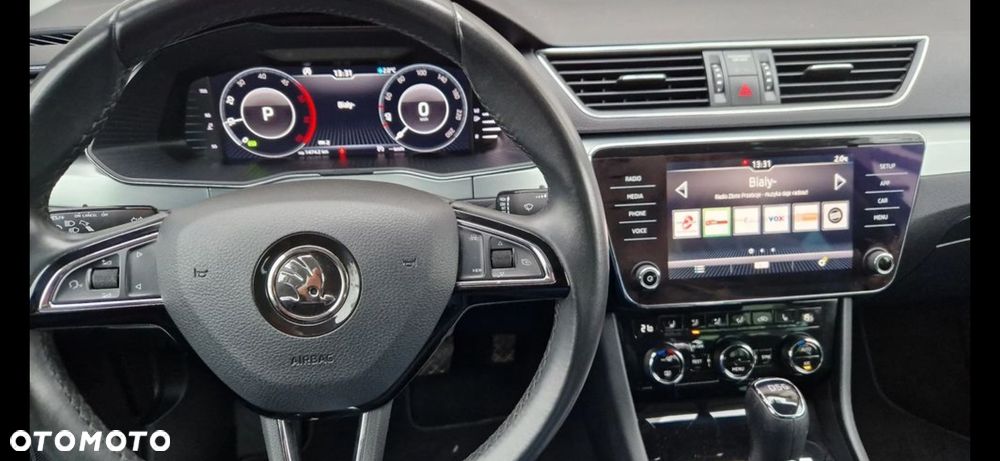Skoda Superb 2.0 TDI Ambition DSG7 - 8