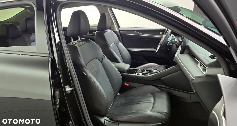 Kia K5 - 10