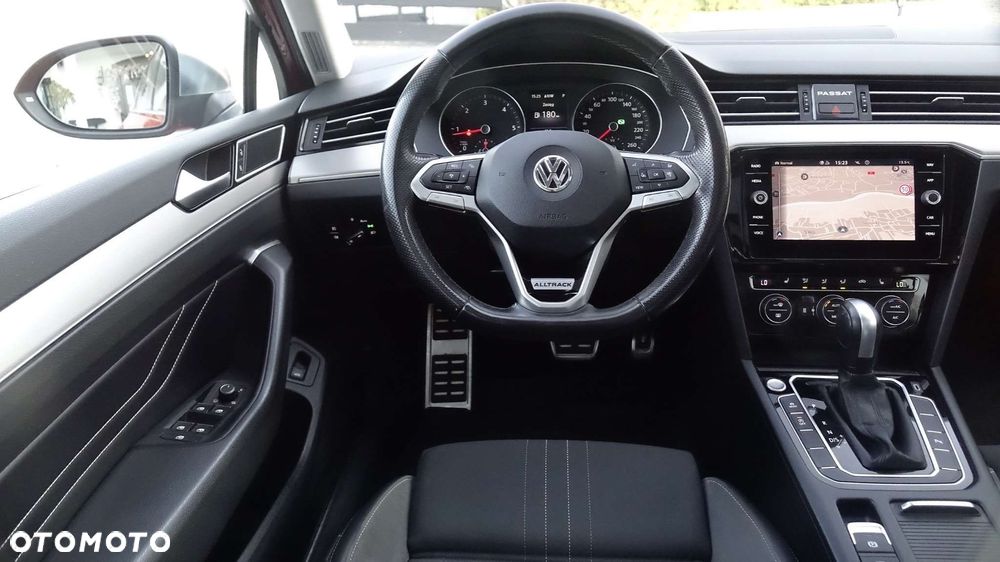 Volkswagen Passat Alltrack - 34